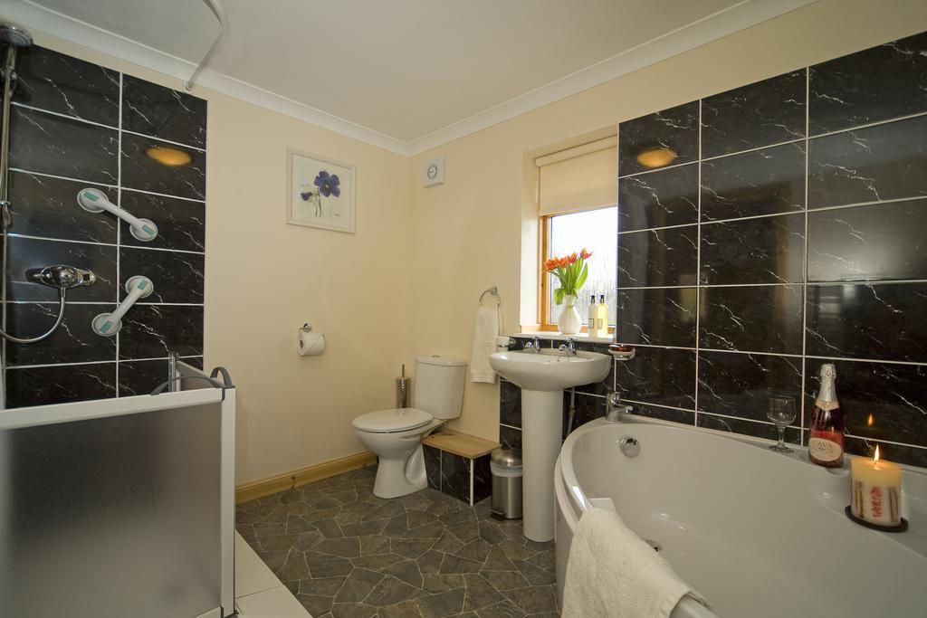 Clan Cottages أوبان الغرفة الصورة